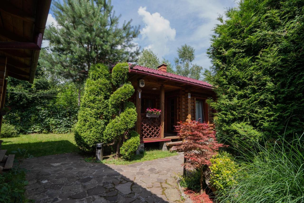 Villa Garden Hotel Солочин Екстериор снимка