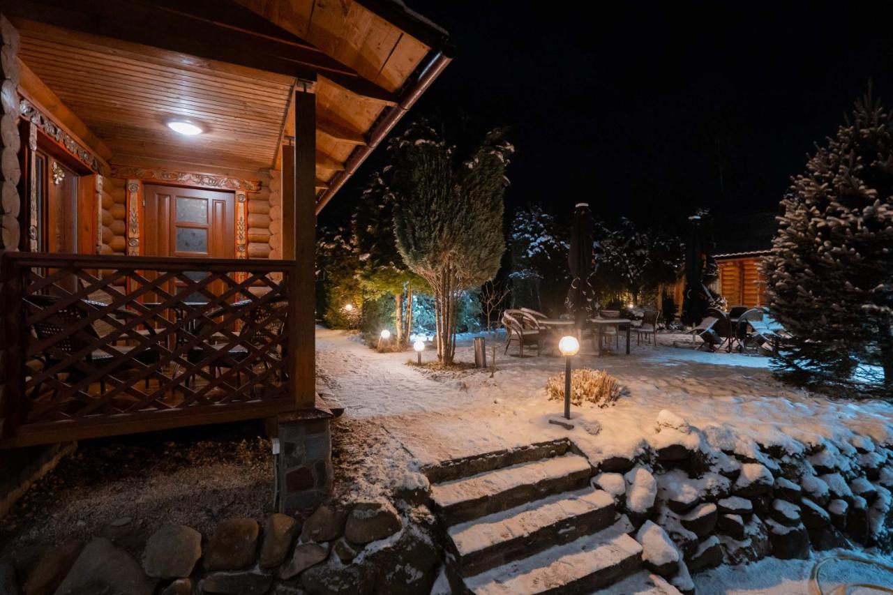 Villa Garden Hotel Солочин Екстериор снимка