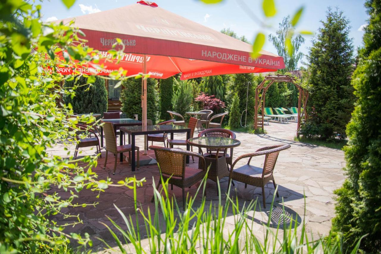 Villa Garden Hotel Солочин Екстериор снимка